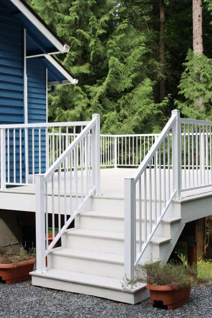 deck designs and construction