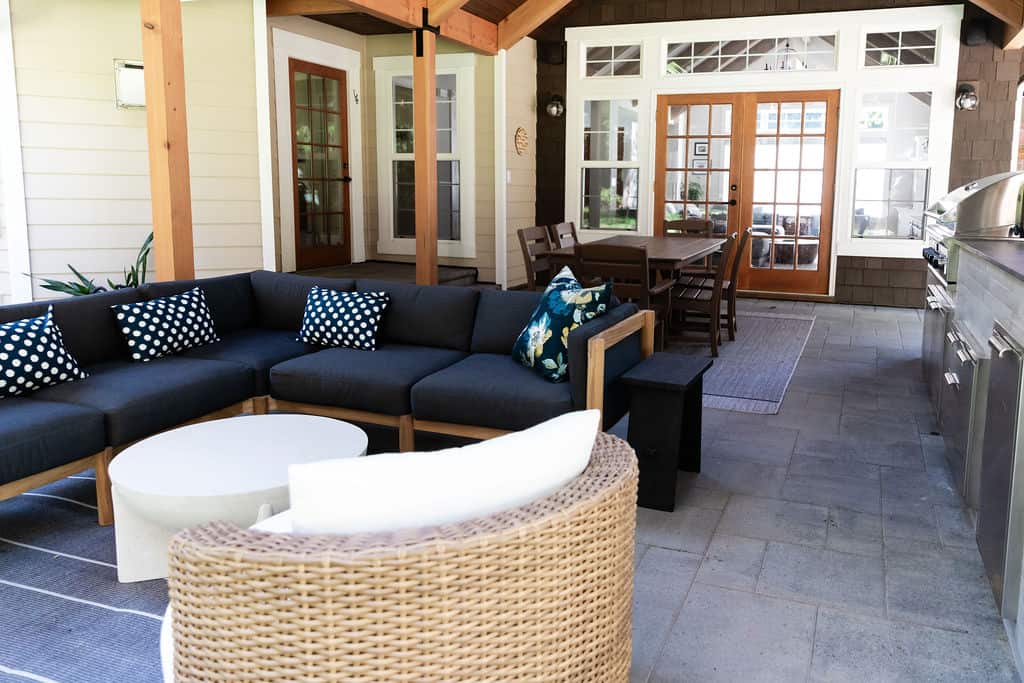Outdoor Living Room All Year Round