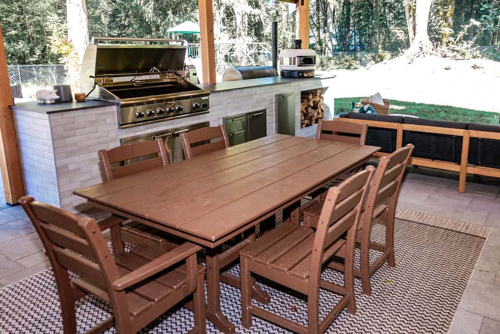 Outdoor Living Room All Year Round