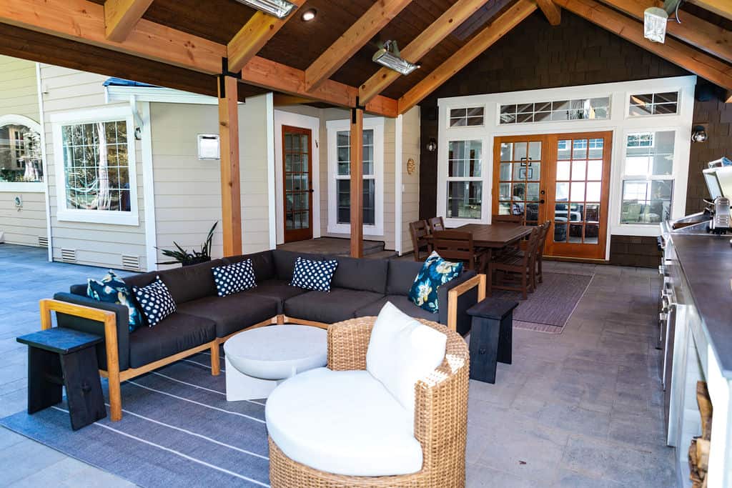 Outdoor Living Room All Year Round