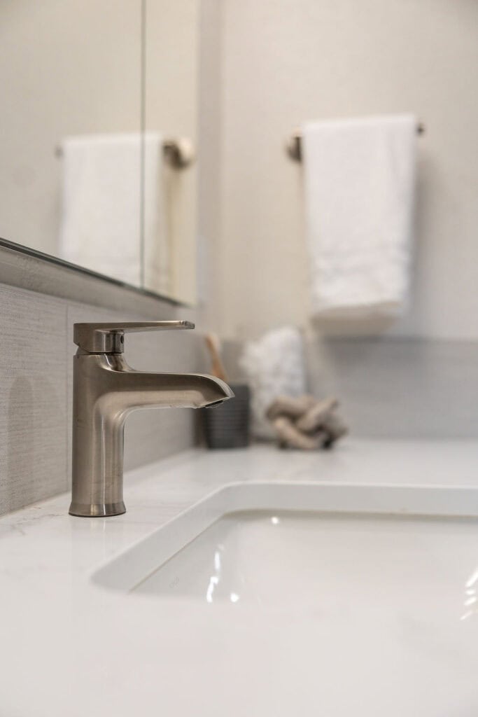 accessible primary bath